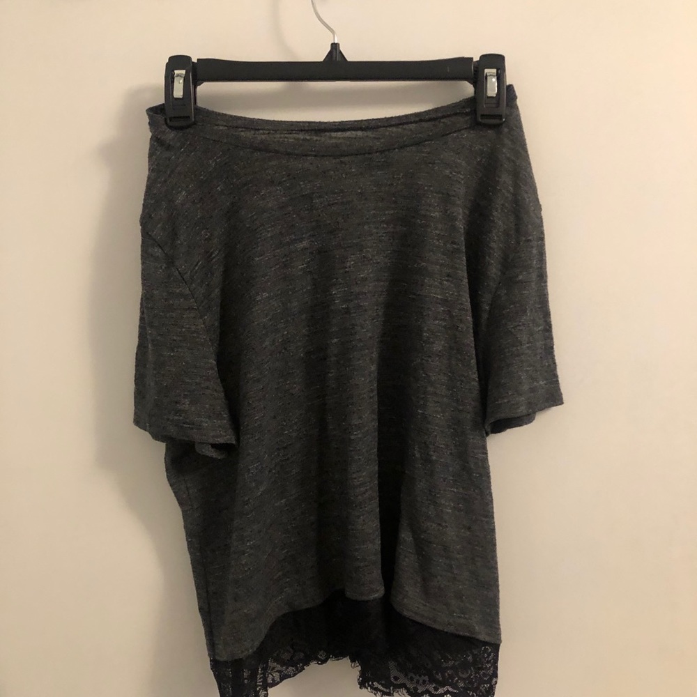 Abercrombie and Fitch t shirt